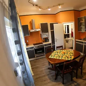 apartment-tina.hotels-in-ljubljana.com/