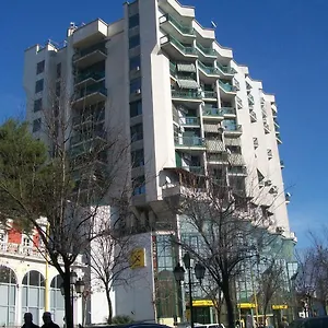 sun-tower-apartment-2019.albaniahotels.org/